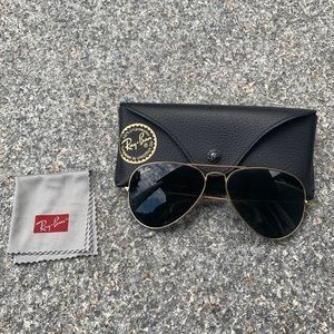 Rayban Classic Aviator Sunglasses